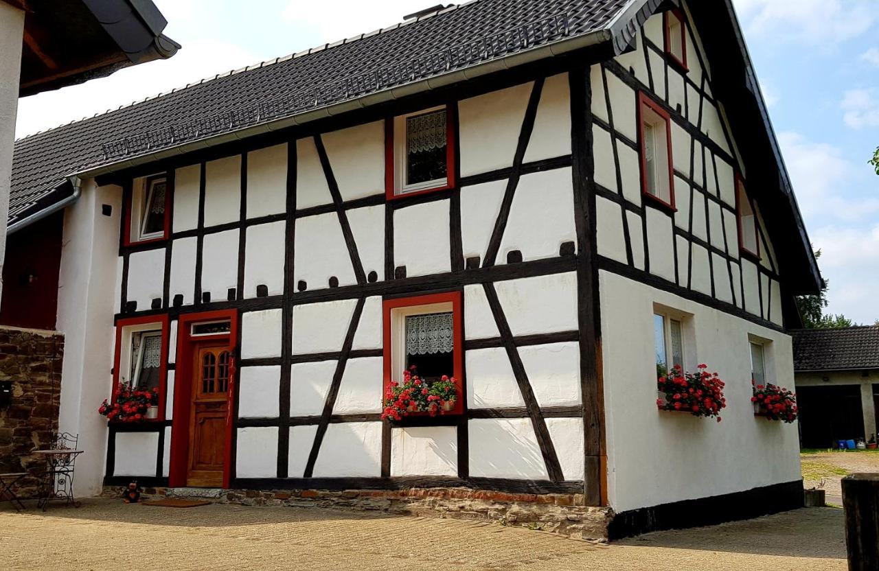 Super Gemuetlich - Daspaterhaus Monschau Luaran gambar