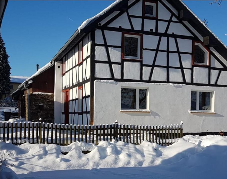 Super Gemuetlich - Daspaterhaus Monschau Luaran gambar